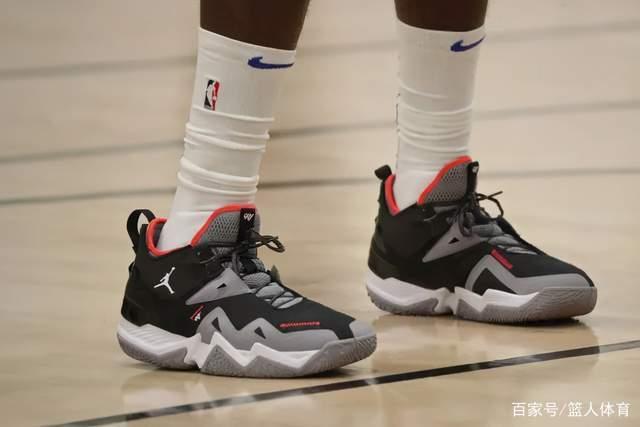 詹皇:关键时刻掉链子困扰我