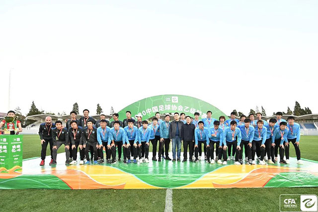 18岁西班牙前锋吉乌在切尔西境遇不佳，8场仅1球